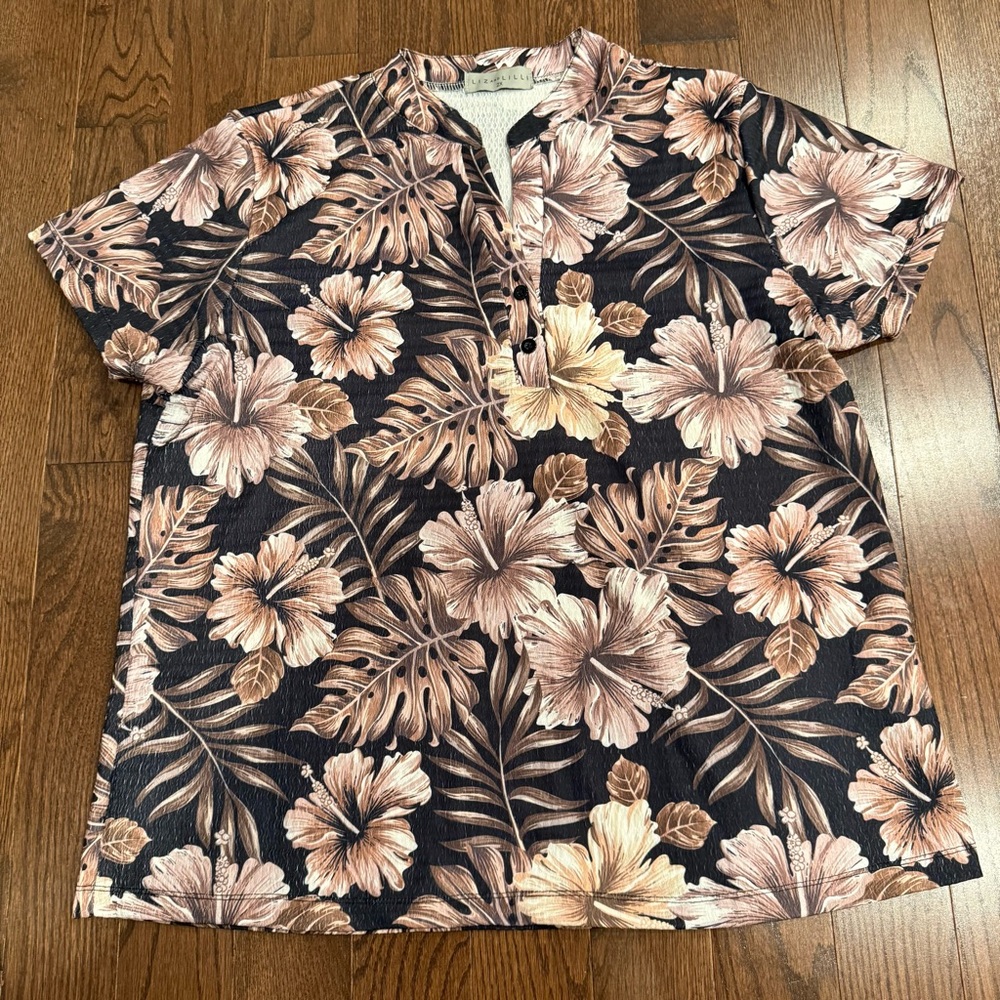 Floral Short Sleeve Women’s Shirt